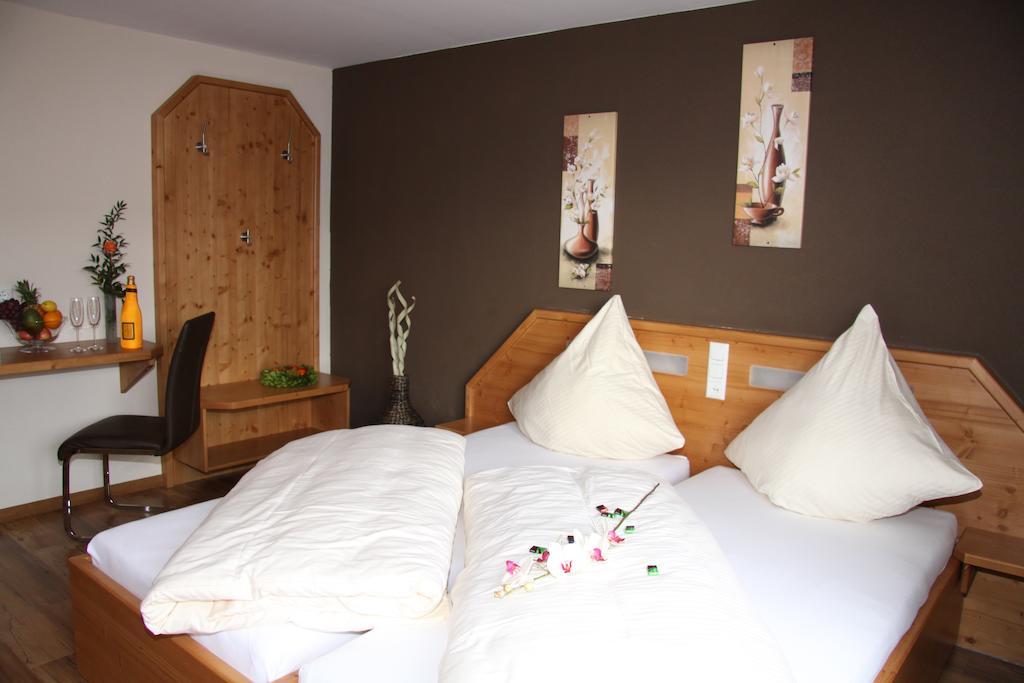 Hotel - Restaurant Eberlwirt Bruckberg Pokoj fotografie