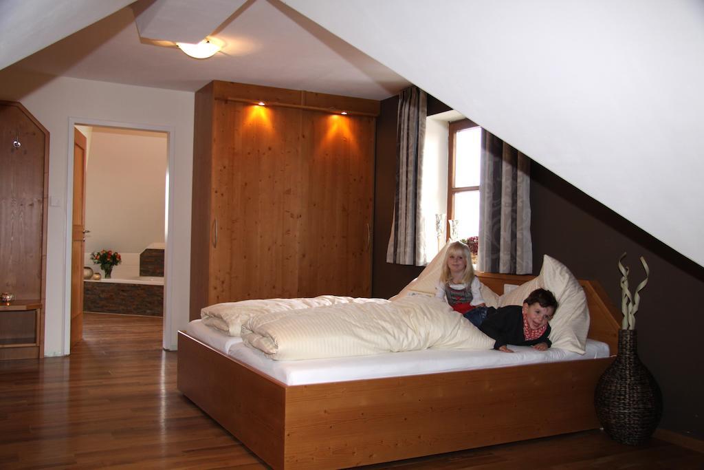 Hotel - Restaurant Eberlwirt Bruckberg Pokoj fotografie